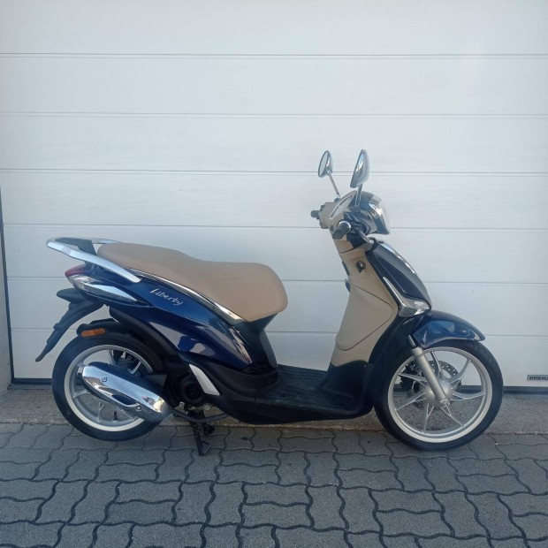 Piaggio Liberty 50 4T I-get. 1.001 km!!! Els t...