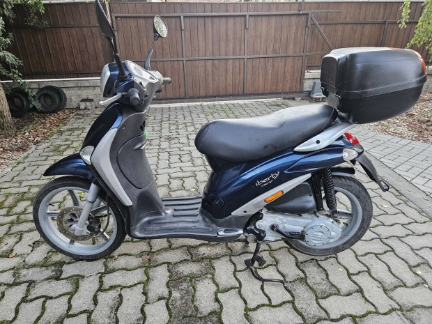Piaggio Liberty RS 4T Robog 