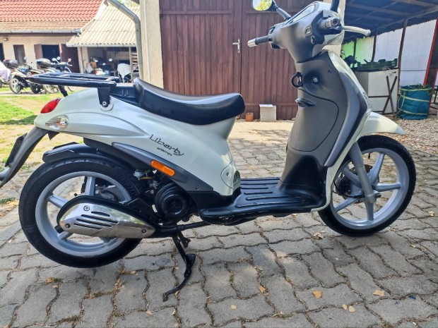 Piaggio Liberty Rst 4T robog 