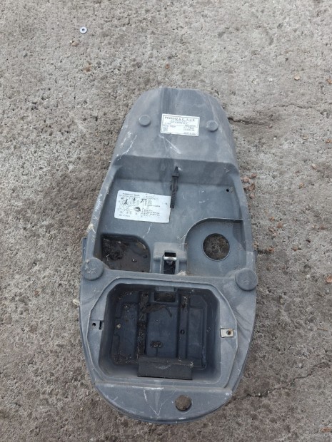 Piaggio Liberty Rst post�s sisaktart�