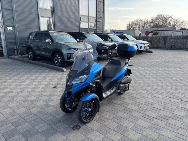 Piaggio MP3 300 310 Full LED Magyar Els� Tulaj...