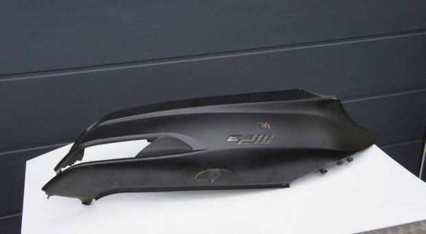 Piaggio MP3 300 500 oldalidom új kasznis modell