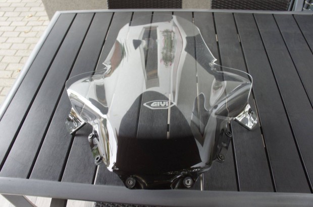 Piaggio MP3 MP 3 Givi nagy túraplexi gyönyörű állapotban