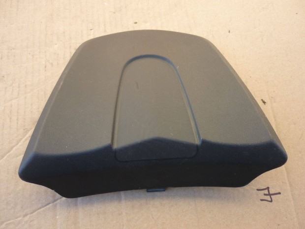 Piaggio MP3 csomagtart� bet�tidom idom