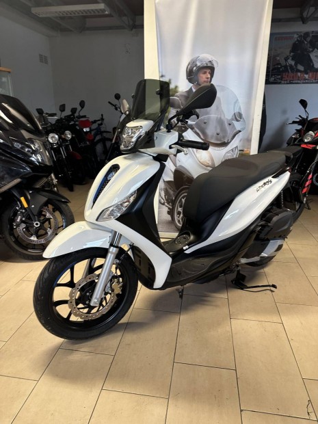 Piaggio Medley 125 /Mo.-i/1.-tulaj/2930Km/fs r