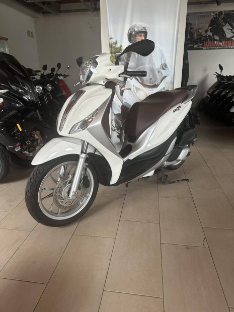 Piaggio Medley 125 /Mo.-i/1.-tulaj/7900Km/Garan...