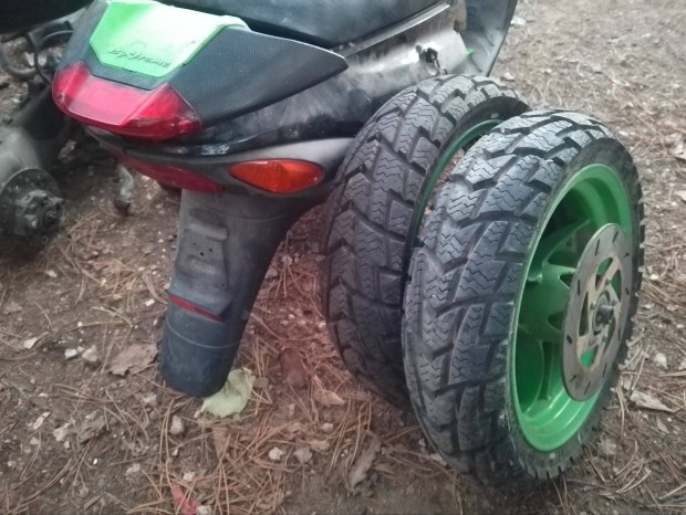 Piaggio Nrg mc3 mc2 alkatrszek alkatrsz bonts 