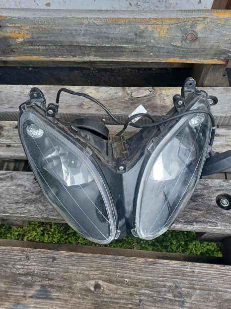 Piaggio Nrg mc4 els� l�mpa kis hib�val