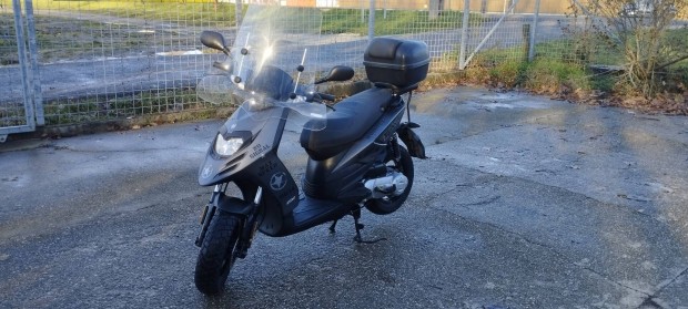 Piaggio Typhoon New 50 elad 