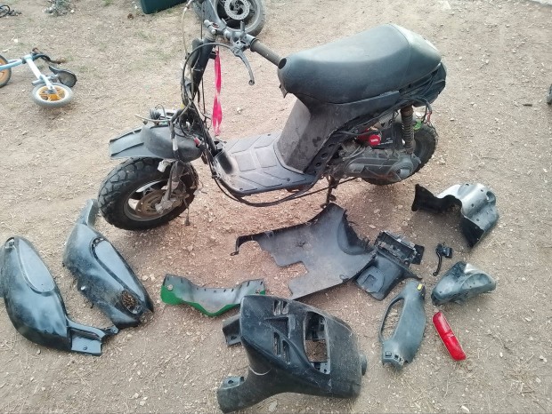 Piaggio Typhoon alkatr�szek alkatr�sz 