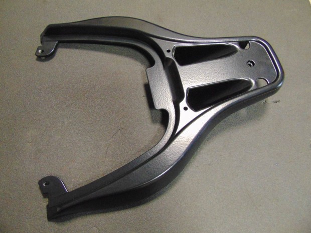 Piaggio Typhoon h�ts� csomagtart�