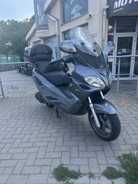 Piaggio X 9 Evo 200 /szi Akci/Gyri hts dob...