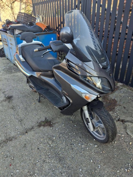 Piaggio X evo 250 i.e bontott alkatrszek