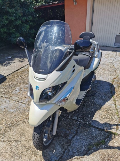 Piaggio Xevo x evo 250