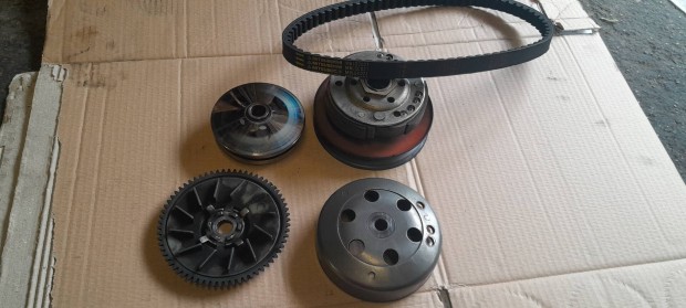 Piaggio Zio 50 2T Gyári kuplung +variátor Miskolc