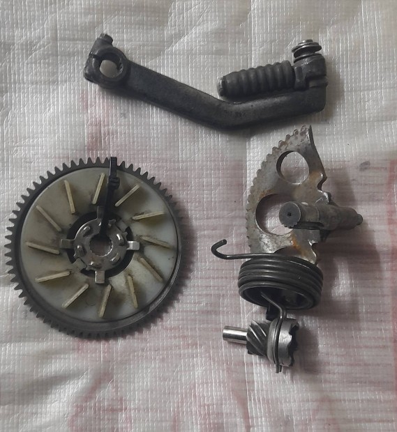 Piaggio Zip1, Sfera berugkar, fogasv, kls sztrcsa