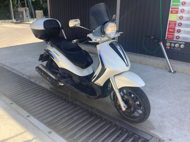 Piaggio beverly 400