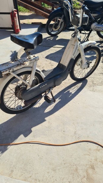 Piaggio ciao moped alkatrsznek 