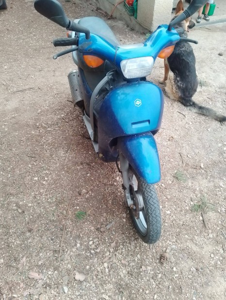 Piaggio free alkatr�szek alkatr�sz