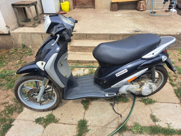 Piaggio liberty 50 2t bonts