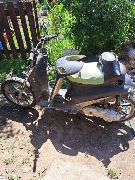 Piaggio liberty alkatrsznek