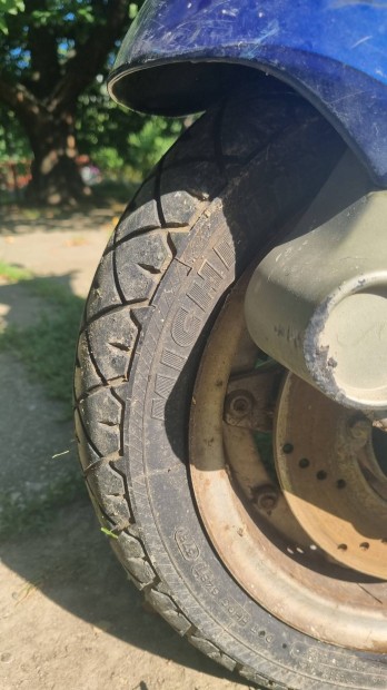 Piaggio quartz 50 bontódik!