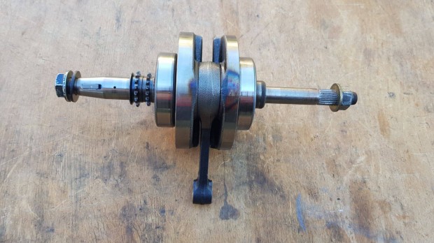 Piaggio x9 250 honda blokkos f�tengely