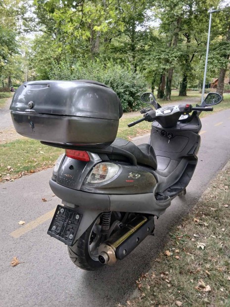 Piaggio x9 500 Evo alkatrész eladó