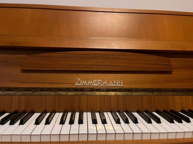 Pianino ajndk szkkel