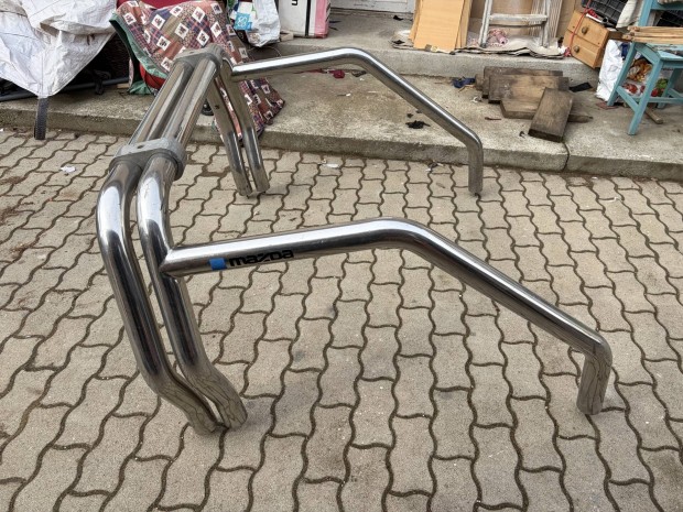 Pickup kieg�sz�t� Mazda B2500