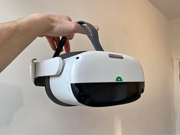 Pico Neo 3 Link VR Headset