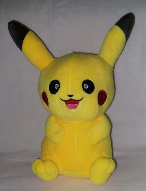 Pikachu plss figura 23cm