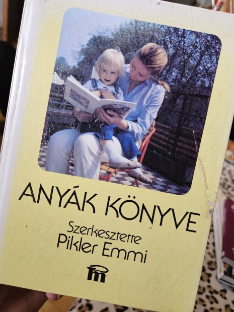 Pikler Emmi - Anyk knyve