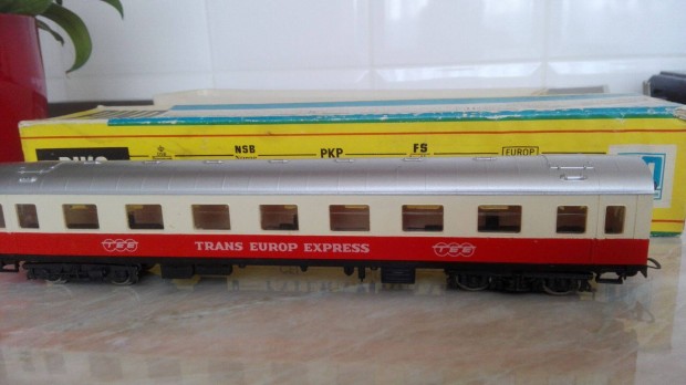 Piko "Trans Europe Express" vagon eredeti dobozban