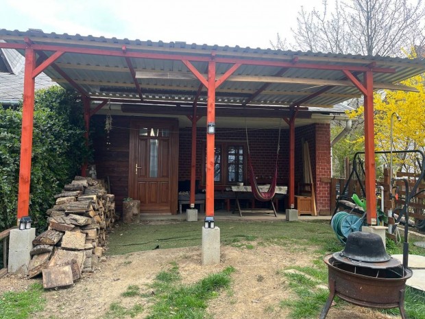 Piliscs�v legszebb panor�m�s r�sz�n, pincefaluban elad� egy 50 nm es,