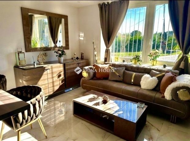 Pilisi 112 nm-es h�z elad�