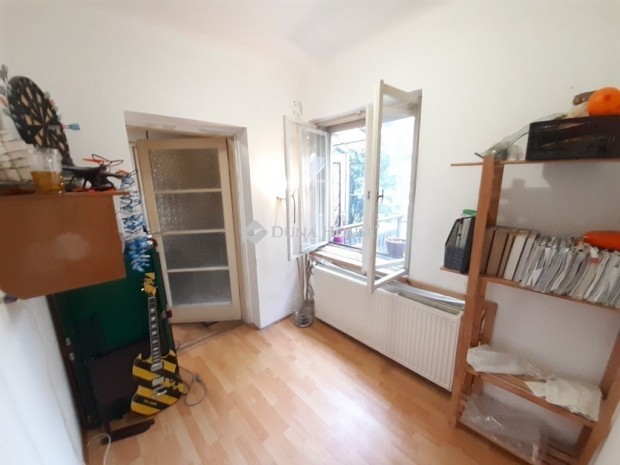 Pilisi 90 nm-es h�z elad�