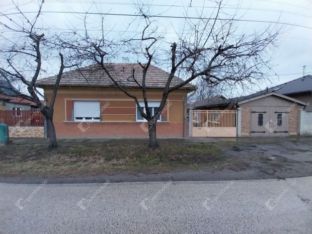 Pilisi otthon 72 m2 2 szobval, nappalival, 1016 m2-es telken