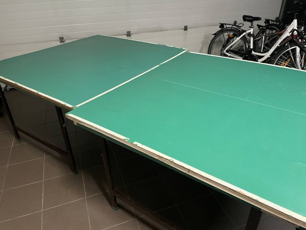 Ping pong asztal