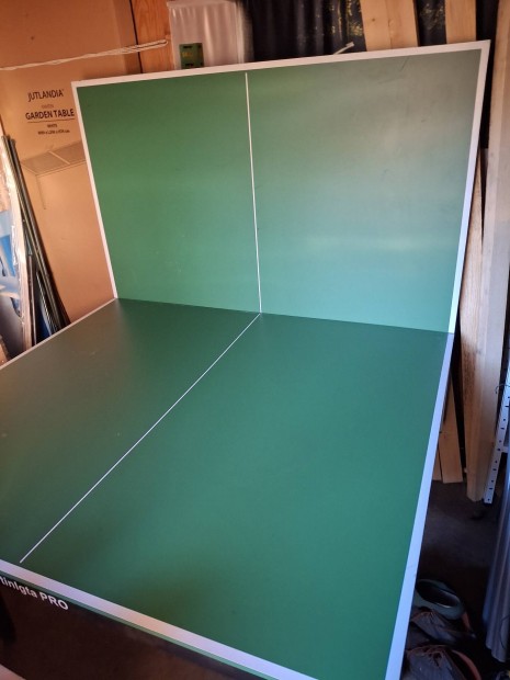 Pingpong asztal kltri 