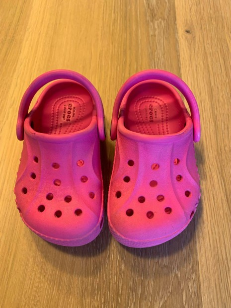 Pink Crocs gyerek papucs C5-s mret