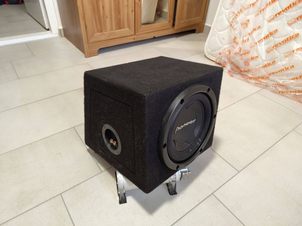 Pioneer 25 cm mélynyomó (350/800 W4Ohm) zárt gyári ládában eladó