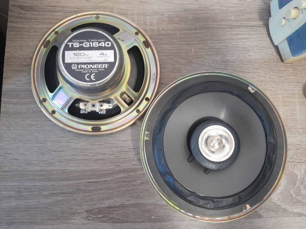 Pioneer 2 120W teljestmny auts hangszrk 