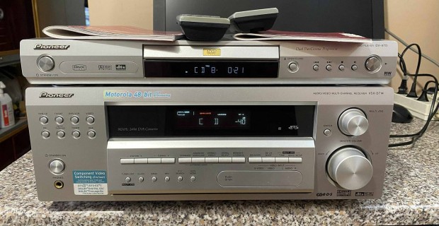 Pioneer 7.1 erősítő + Pioneer DVD lejátszó Távirányítók, útmutatók.