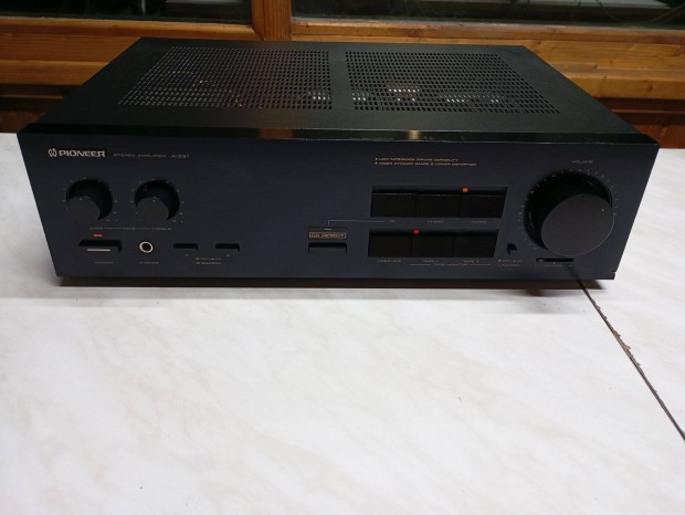 Pioneer A331 Stereo Erst Elad Szllts Az rban utnvttel