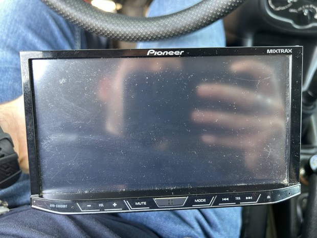Pioneer AVH-X8600BT