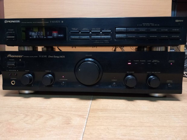 Pioneer A-209R erst + F-301RDS tuner elad