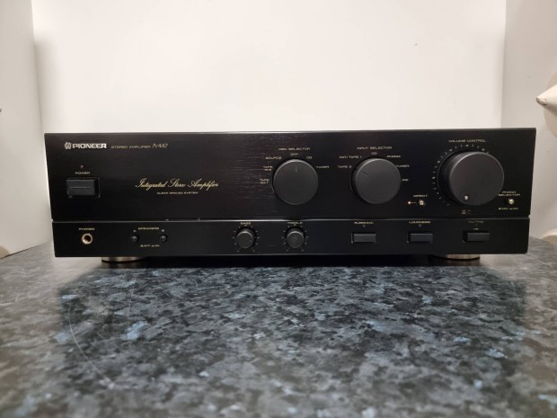 Pioneer A-447 stereo erst 