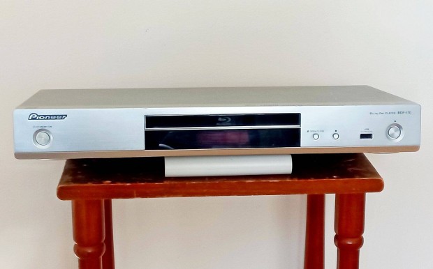 Pioneer BDP-170 Blu-Ray 3D, WIFI, lejtsz elad