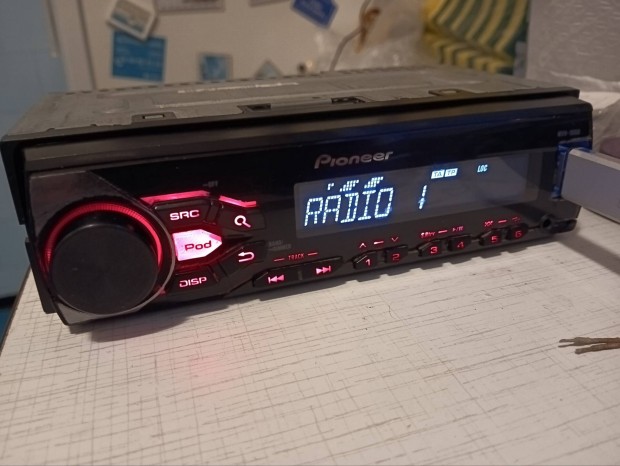Pioneer Bluetooth fejegység, autórádió
